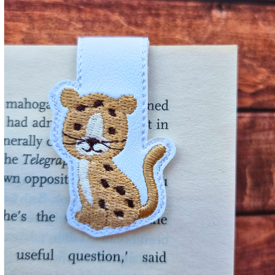 Leopard | Magnetic Bookmark