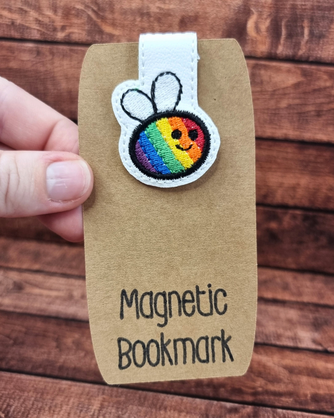 Rainbow Pride Bee | Magnetic Bookmark