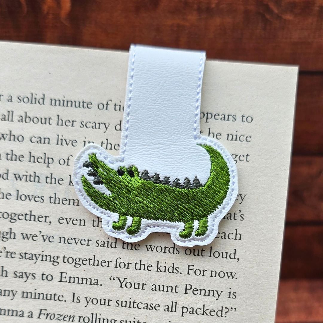 Crocodile | Magnetic Bookmark