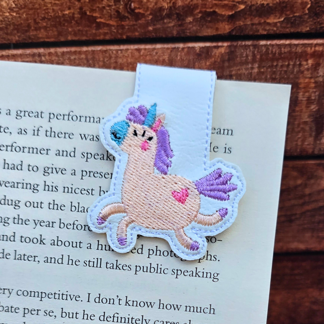 Happy Unicorn | Magnetic Bookmark