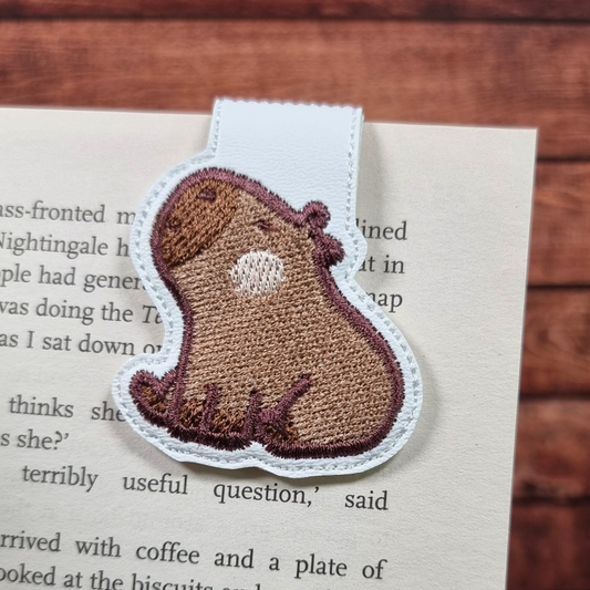 Capybara | Magnetic Bookmark