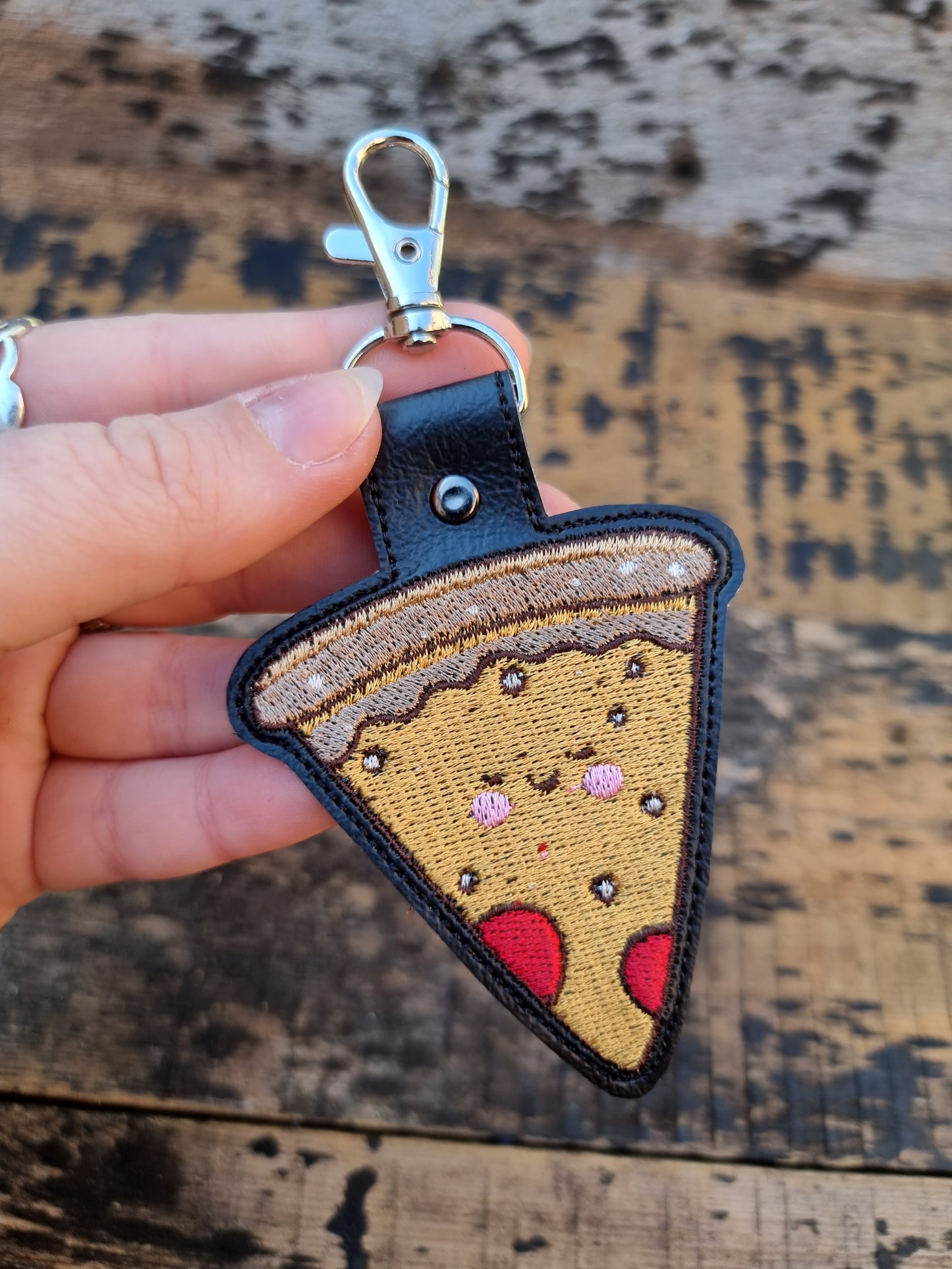 Kawaii Pizza | Embroidered Keychain