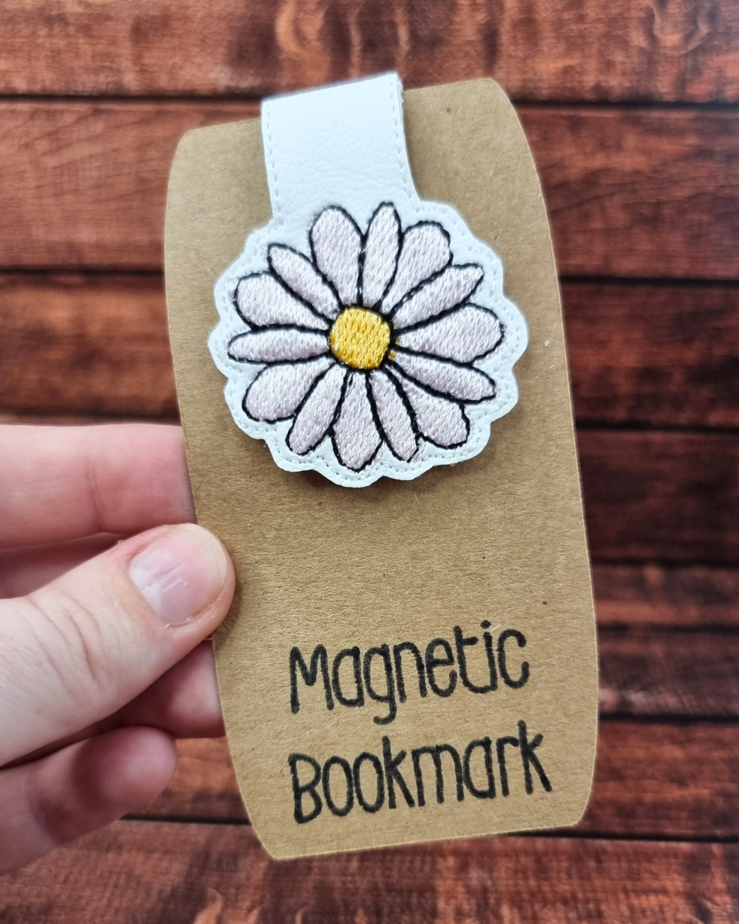 Outlined Daisy | Magnetic Bookmark