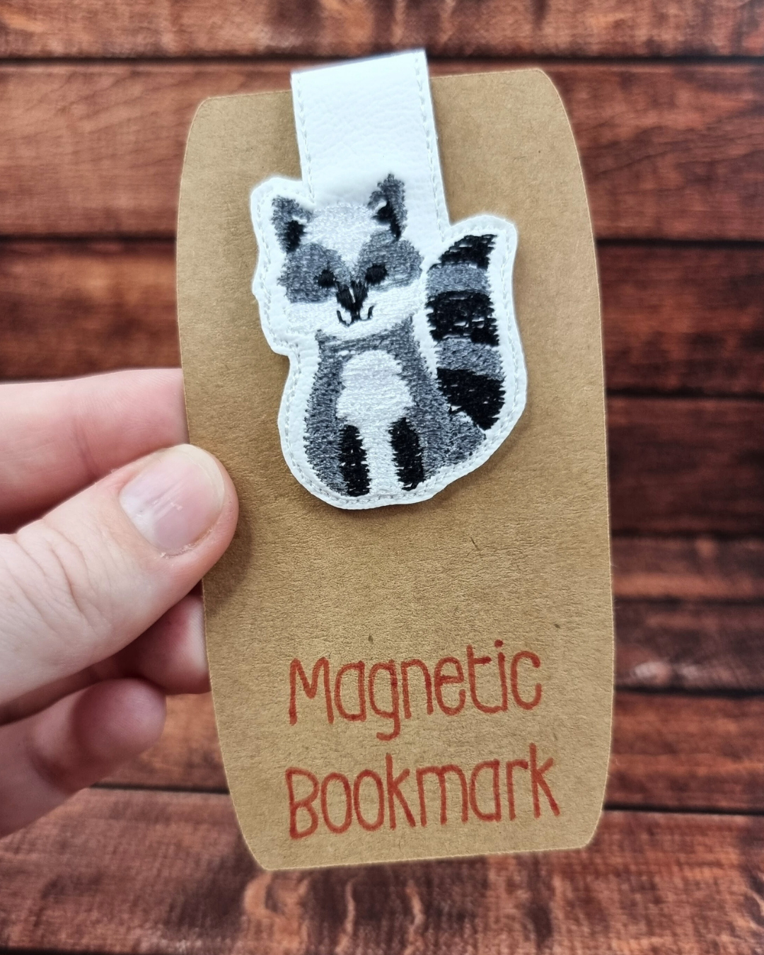 Raccoon | Magnetic Bookmark