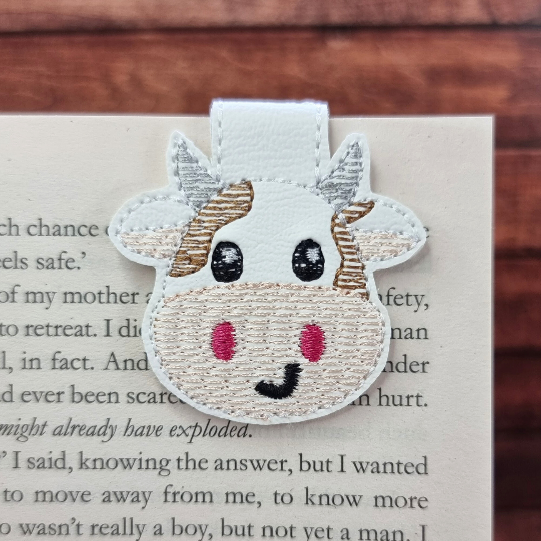 Cow | Magnetic Bookmark
