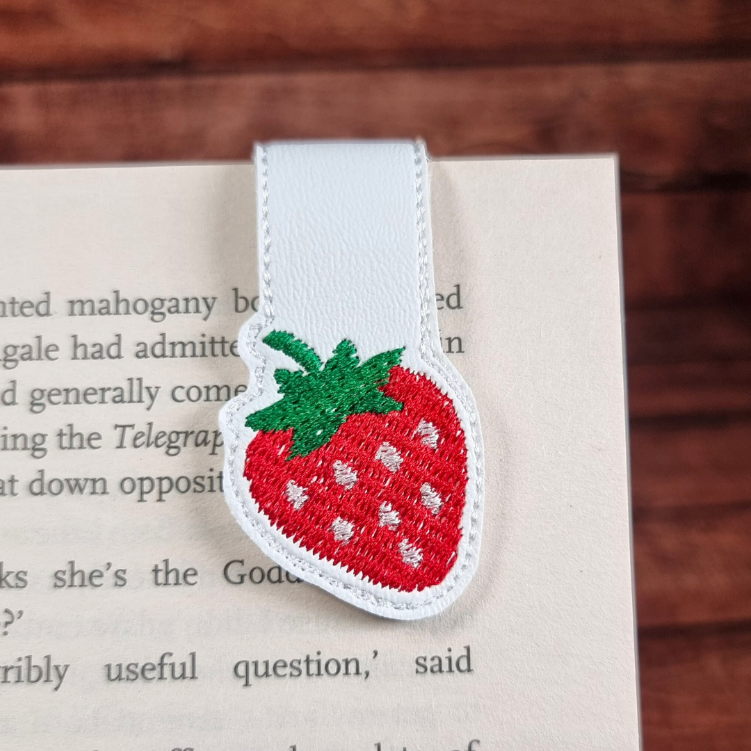 Strawberry | Magnetic Bookmark