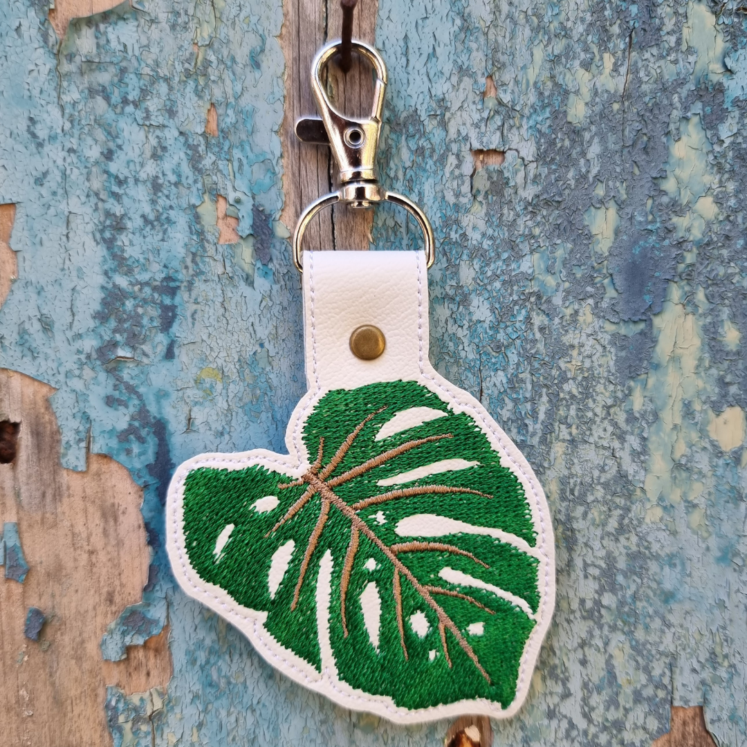 Monstera Leaf | Embroidered Keychain