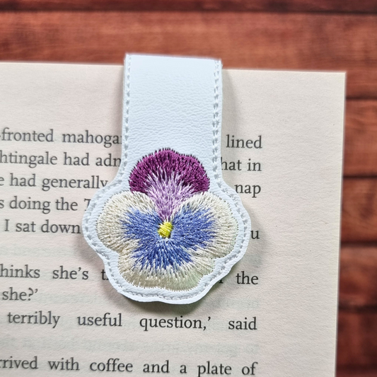 Pansy | Magnetic Bookmark