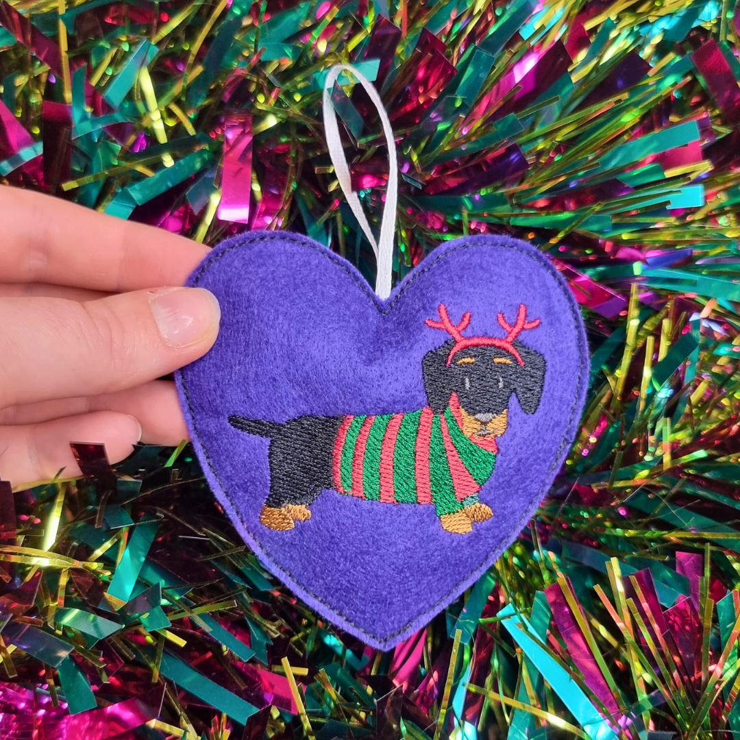 Christmas Dachshund | Felt Heart Christmas Decoration | Custom Felt Colour