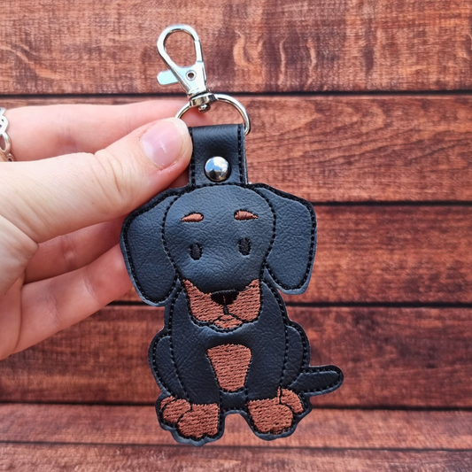 Dachshund | Embroidered Keychain