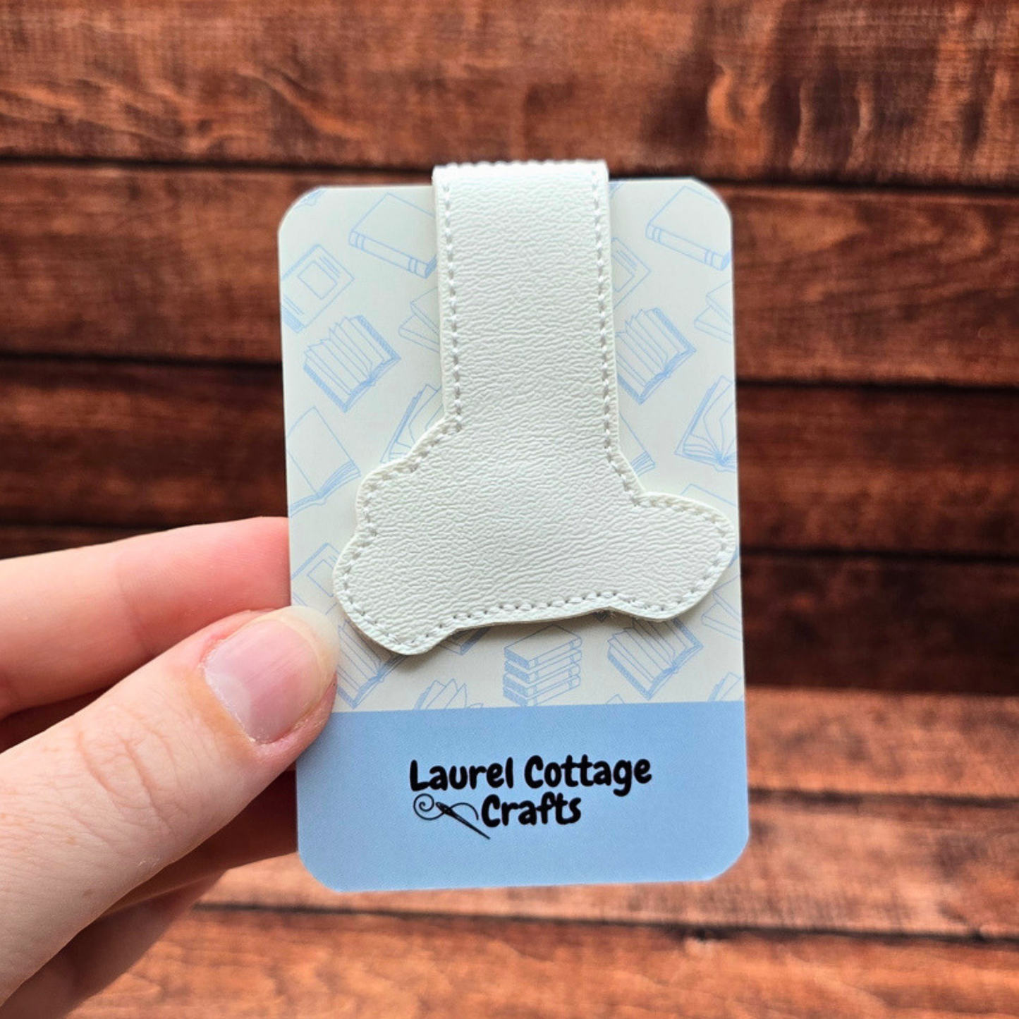 Sitting Goose | Magnetic Bookmark