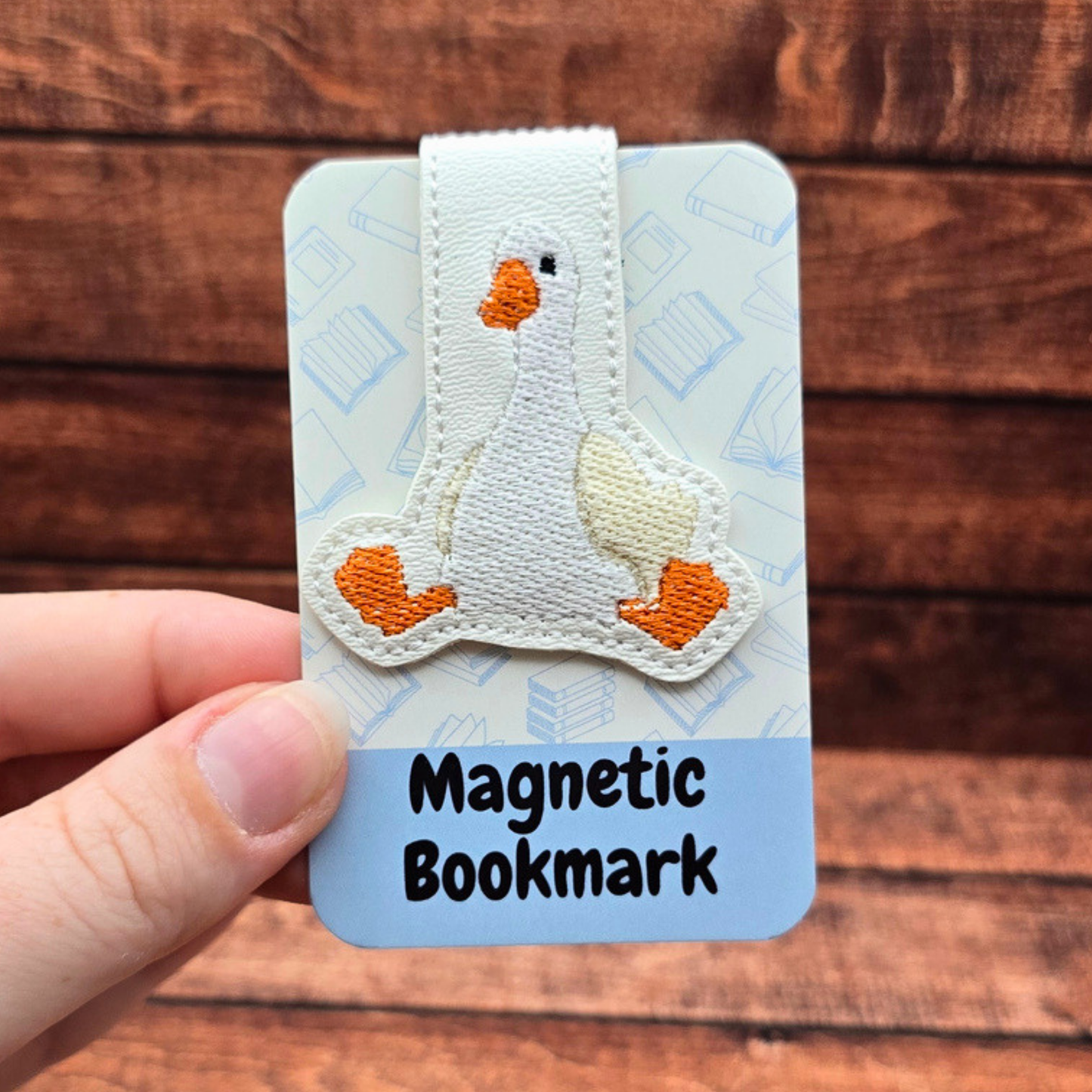 Sitting Goose | Magnetic Bookmark