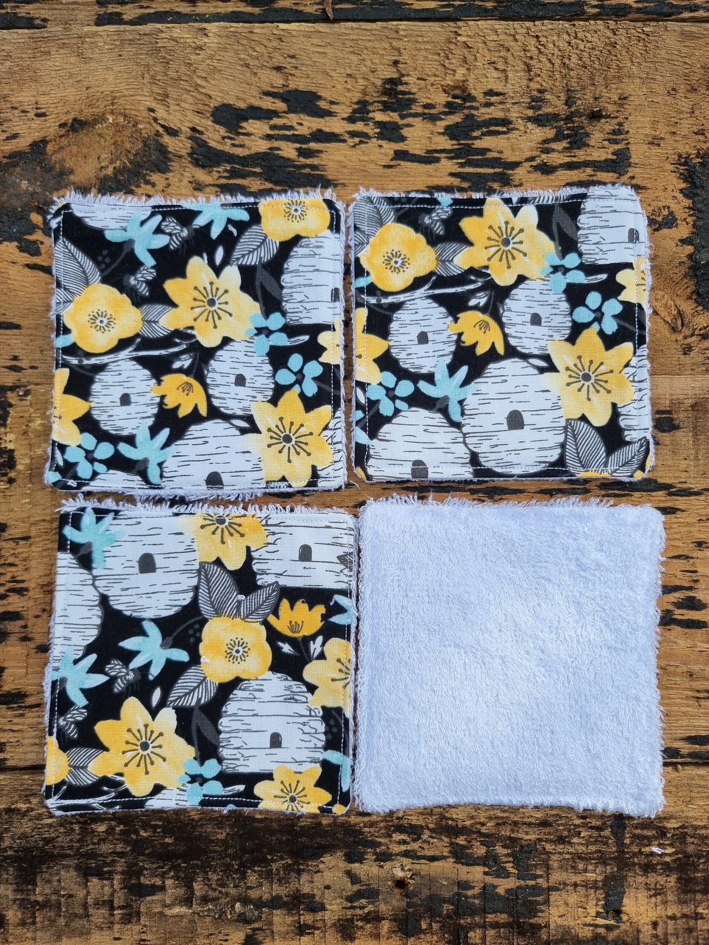 Floral Beehives Reusable Bamboo Wipes