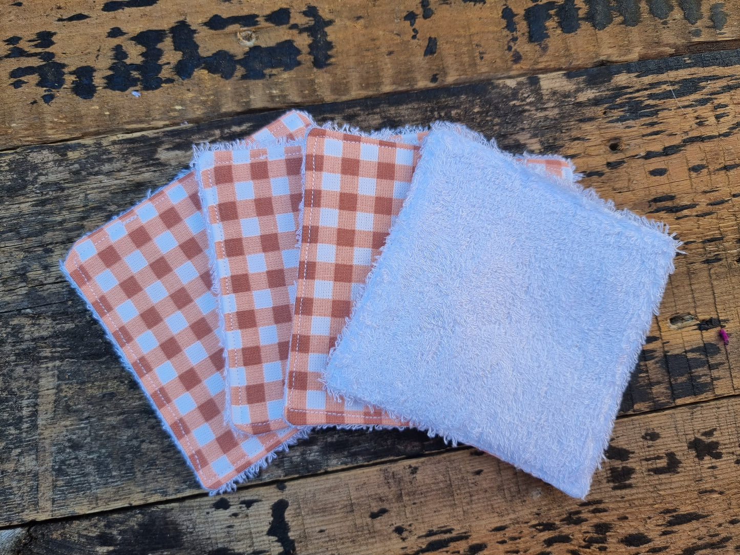 Peach Picnic Blanket Print Reusable Bamboo Wipes