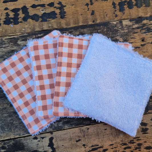 Peach Picnic Blanket Print Reusable Bamboo Wipes