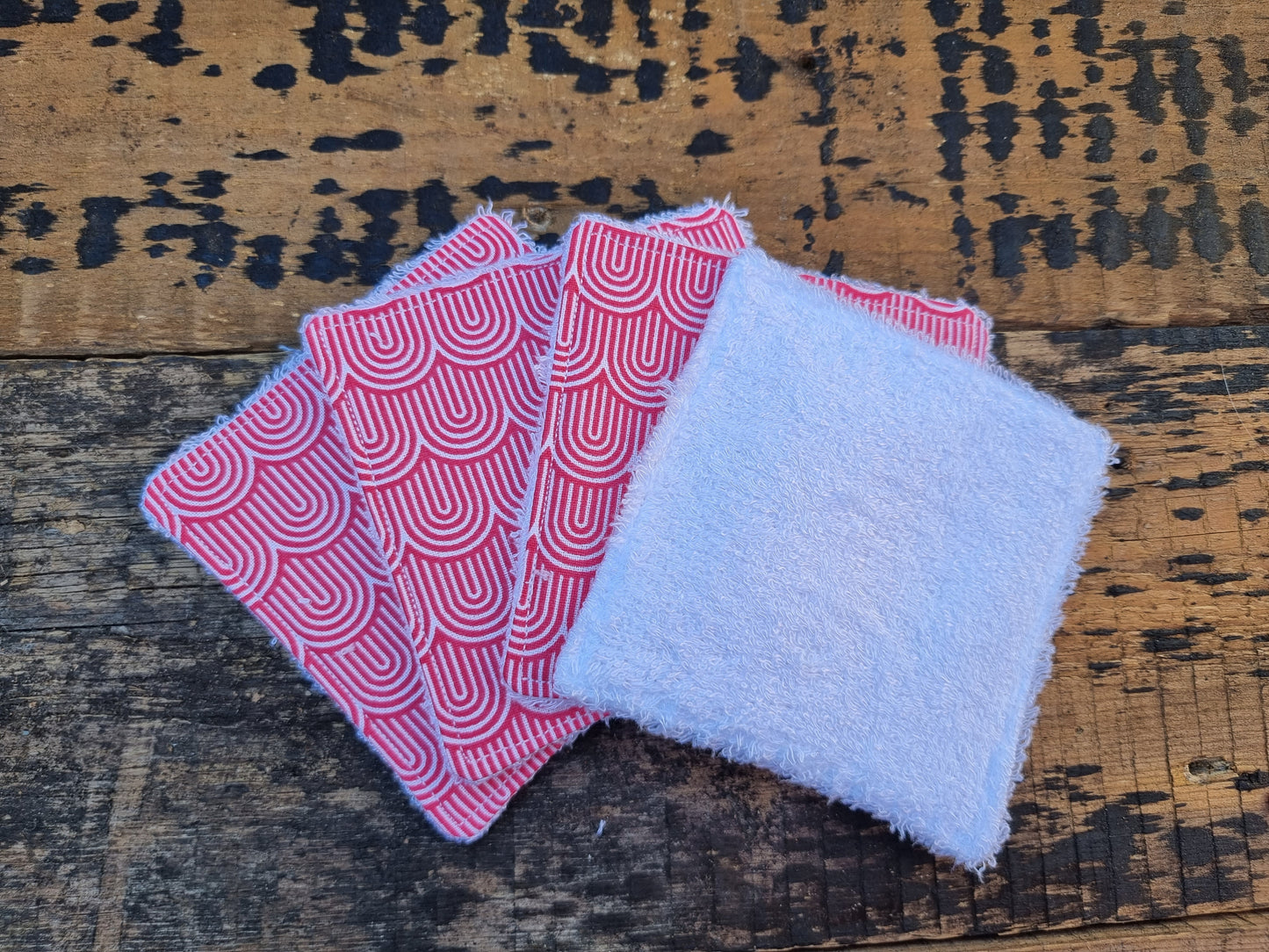 Red and White Geometric Arches Reusable Bamboo Wipes