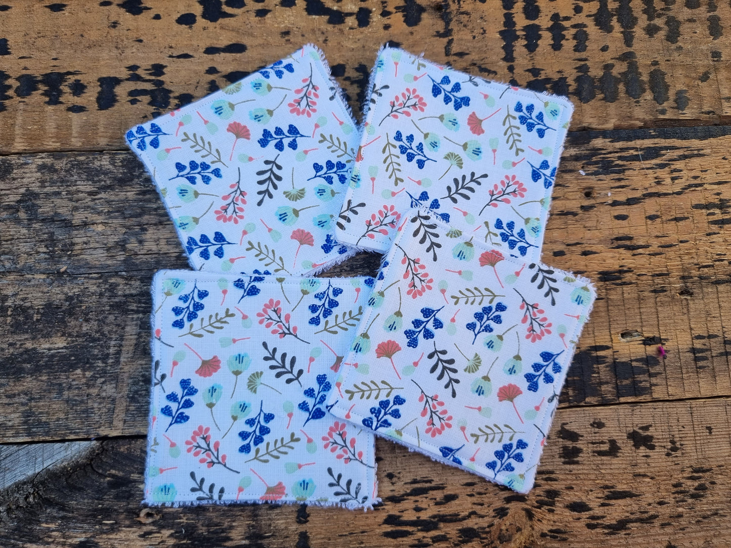 White Floral Buds Reusable Bamboo Wipes