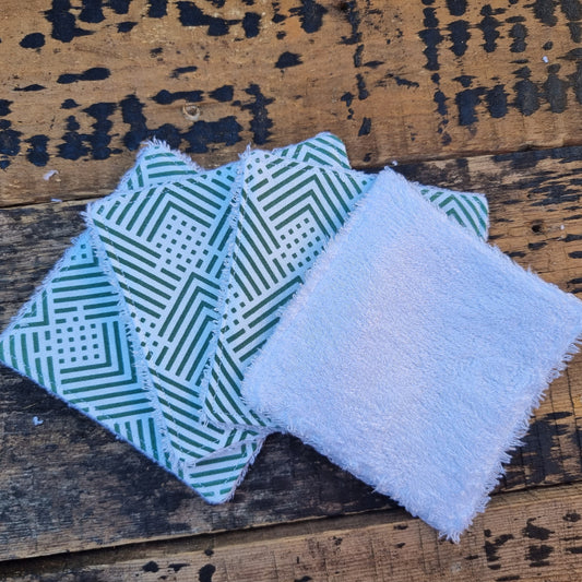 White and Green Geometric Lines Reusable Bamboo Wipes