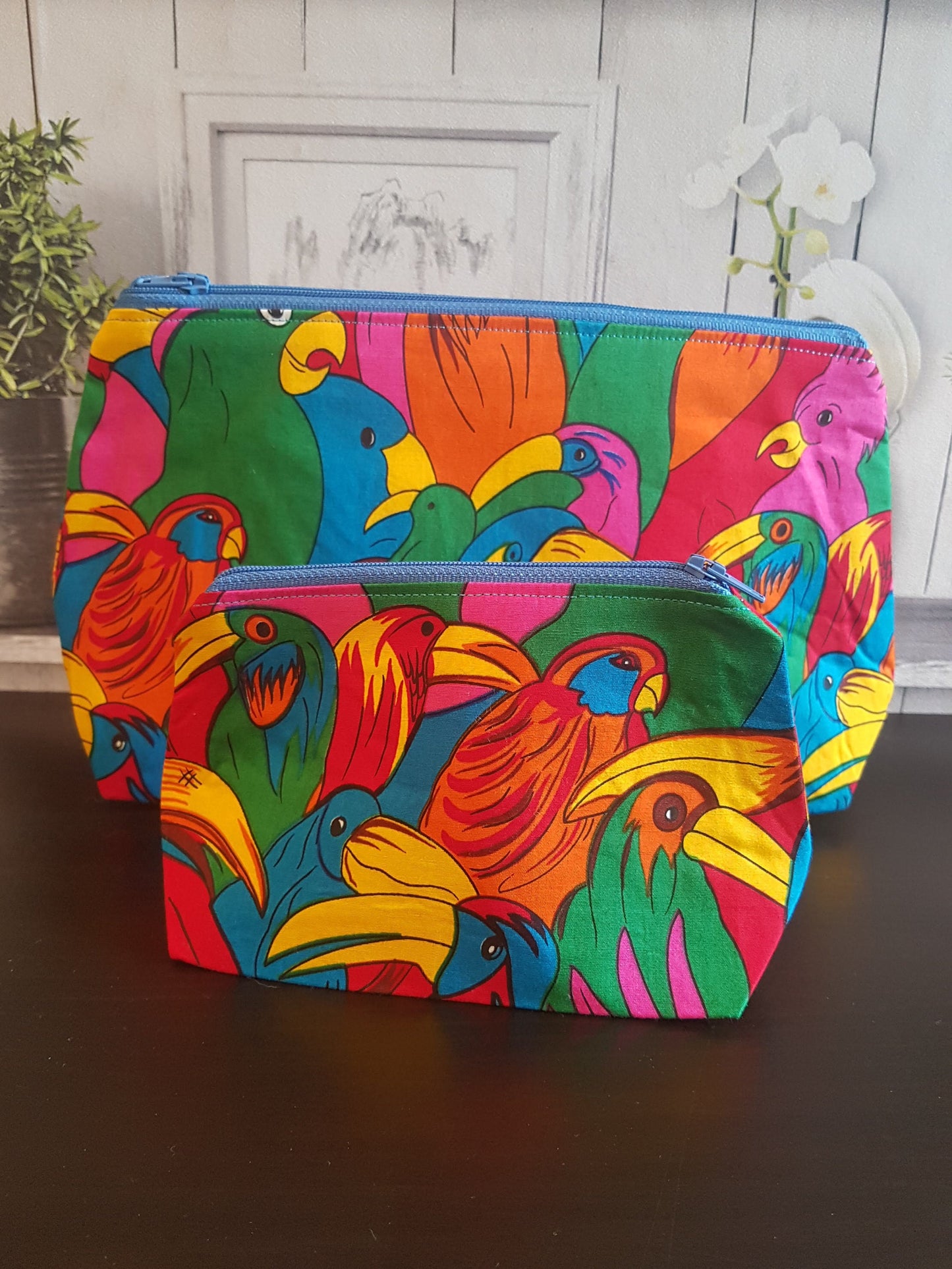 Bright Bird Pouch Bag Pair