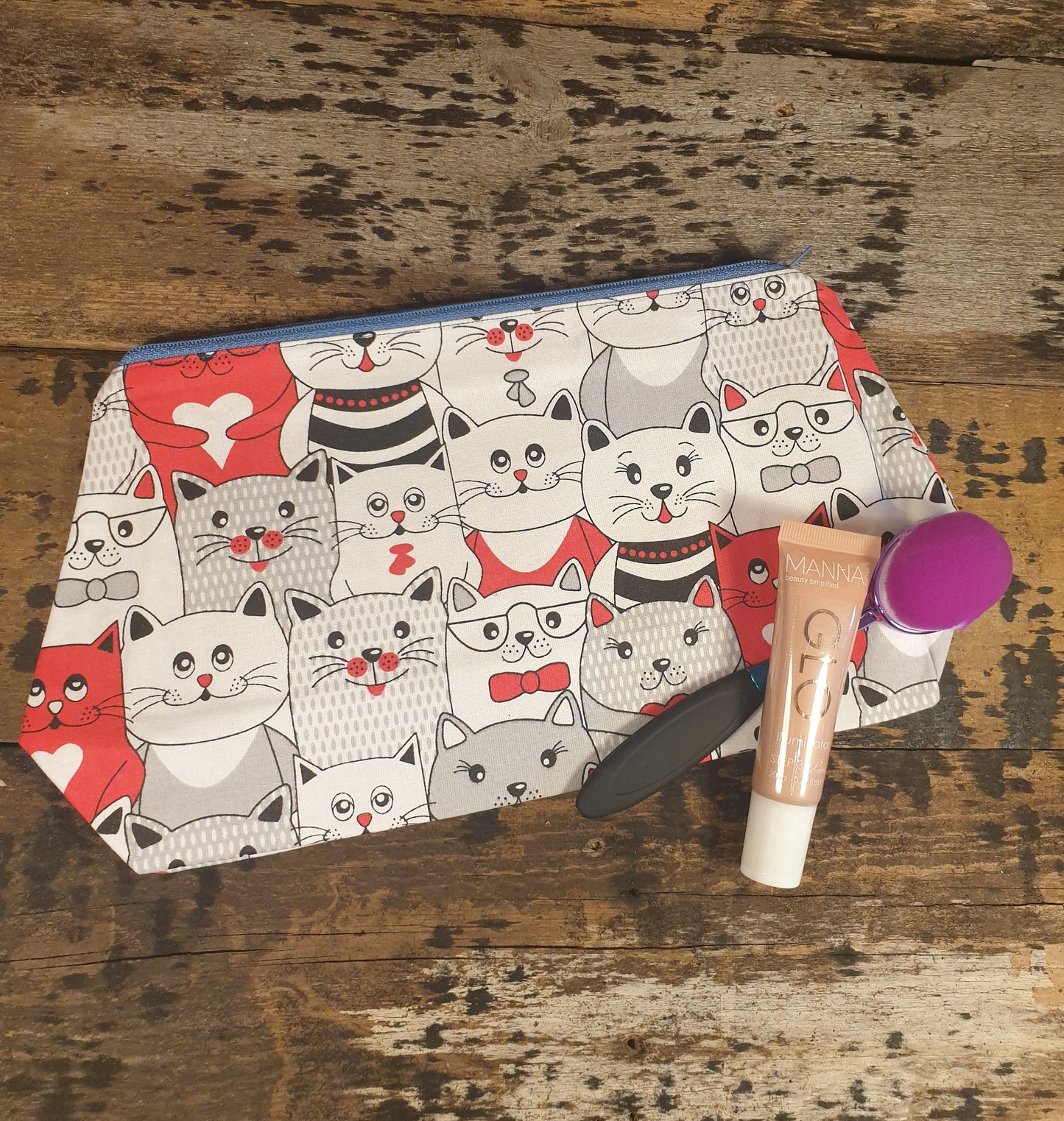 Cat Crowd Pouch Bag | Large Makeup Bag