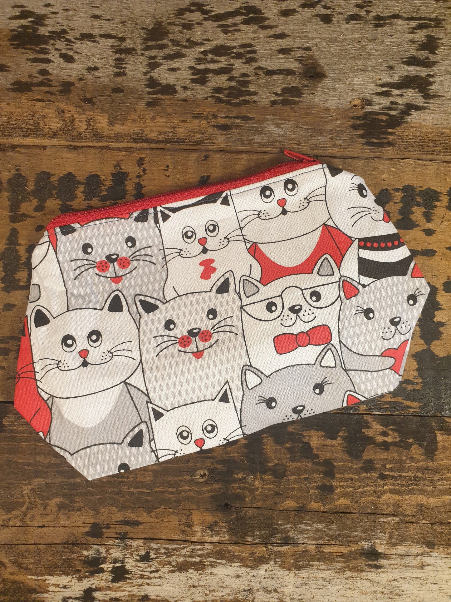 Red Love Cats in a Row Pouch Bag | Small Makeup Bag