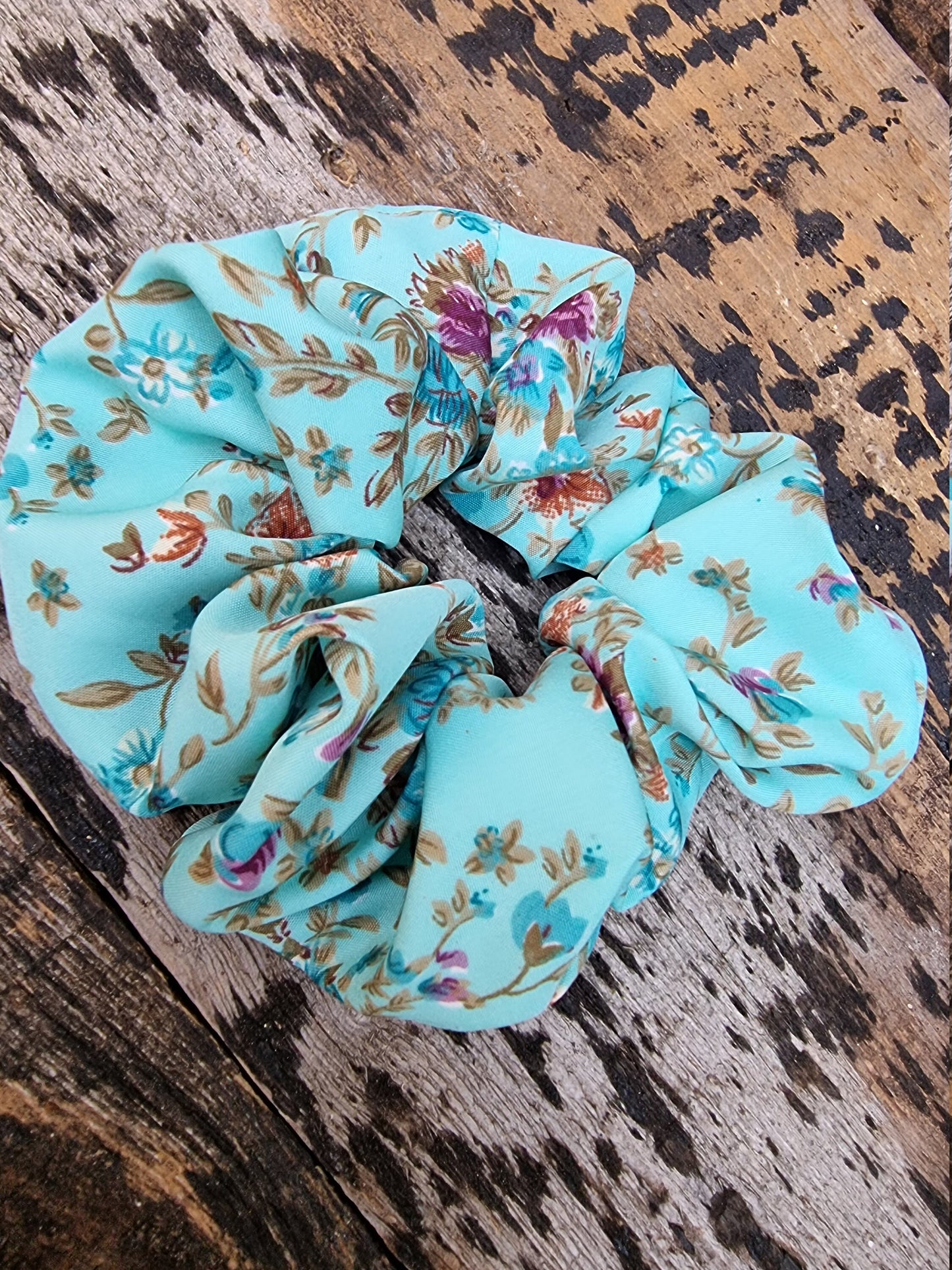 Mint Scattered Floral Crepe Scrunchie | Hair Tie