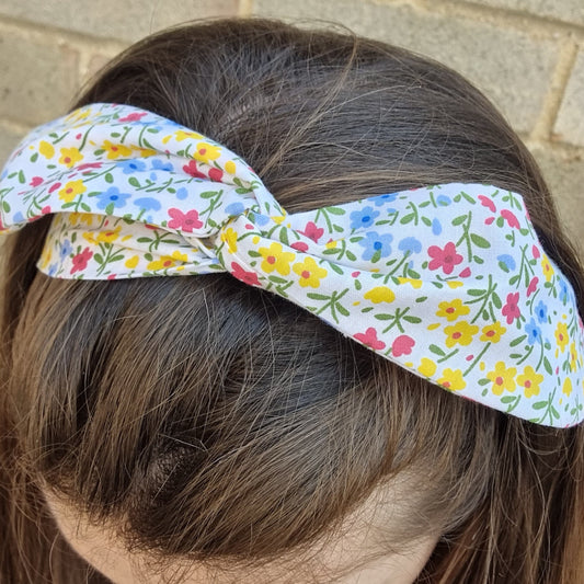 White And Bright Floral Wired Headband