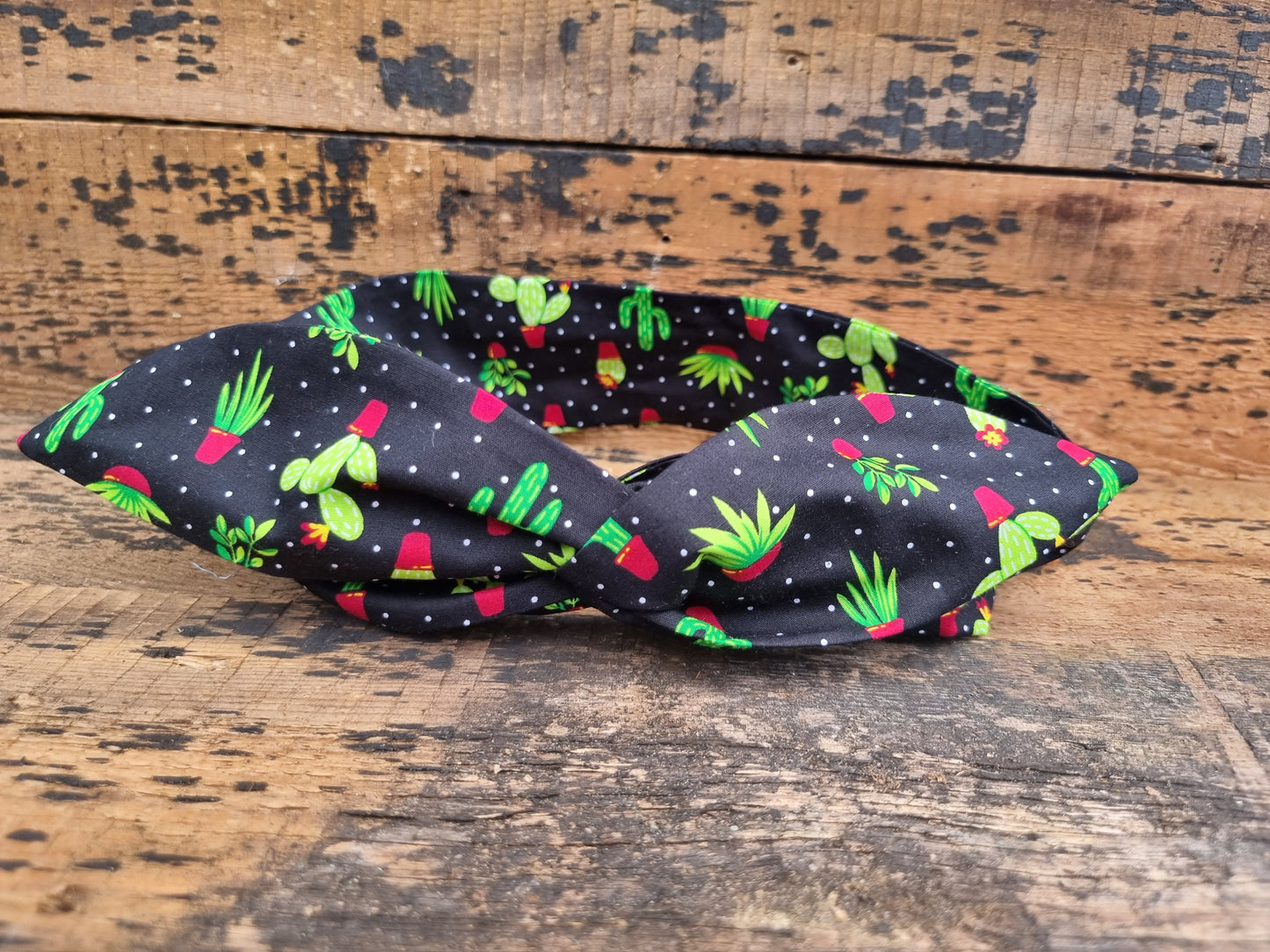 Black Potted Cacti Wired Headband