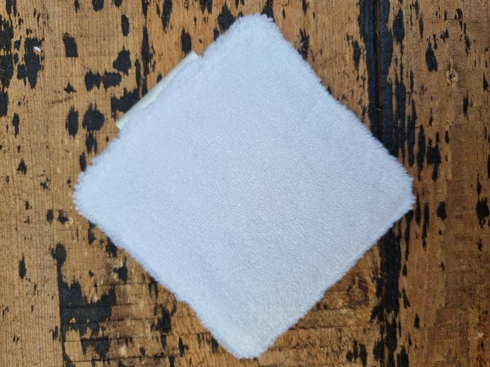 Triangle Lines Reusable Makeup Wipes | 100% Bamboo Towelling