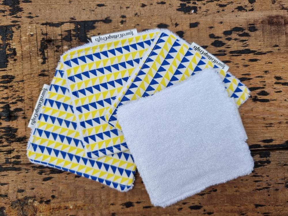 Triangle Lines Reusable Makeup Wipes | 100% Bamboo Towelling