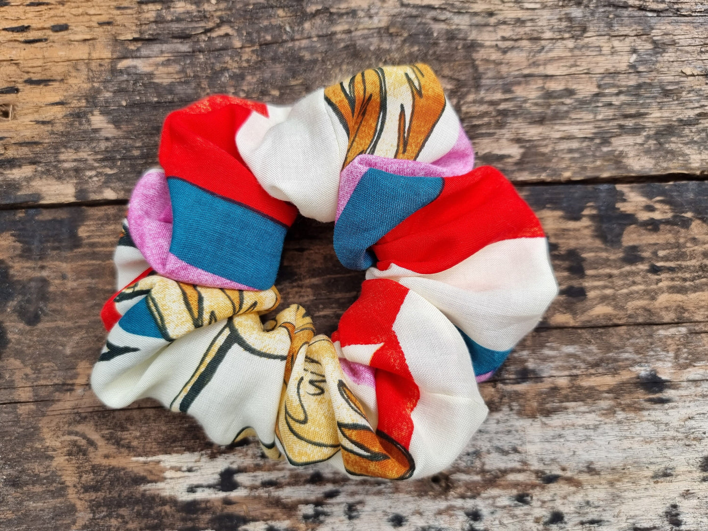 Abstract Monstera Leaf Striped Super Soft Viscose Scrunchie