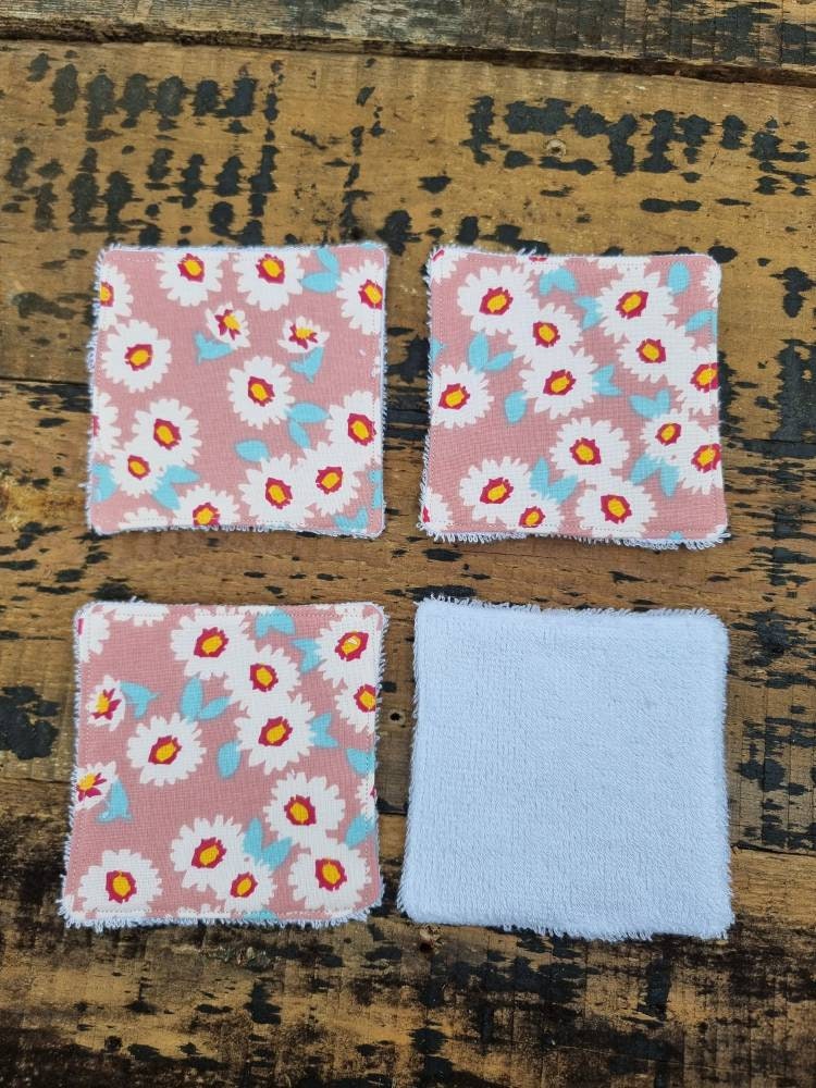 Cute Pink Daisies Reusable Makeup Wipes | Bamboo Towelling