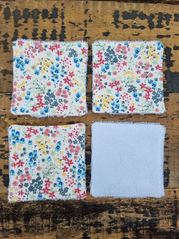 Mini Floral Reusable Makeup Wipes | 100% Bamboo Towelling